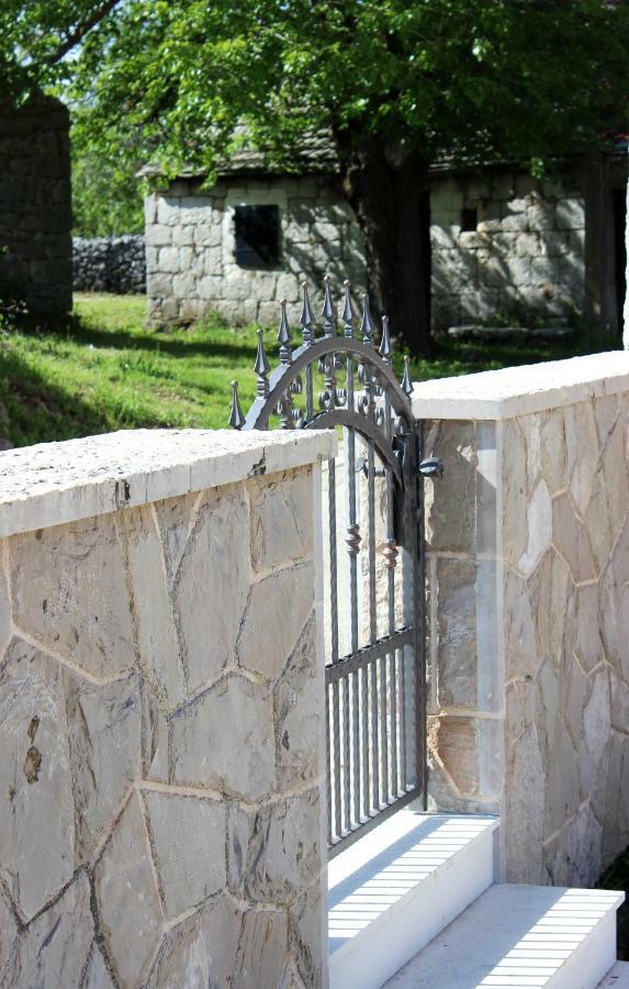 Stone Cottage Aria Velika Čista Exterior foto